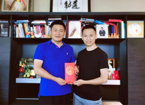 剧星传媒高级策略总监方年晓通过“巨量大学高级营销认证”，公司营销认证规模已超300人